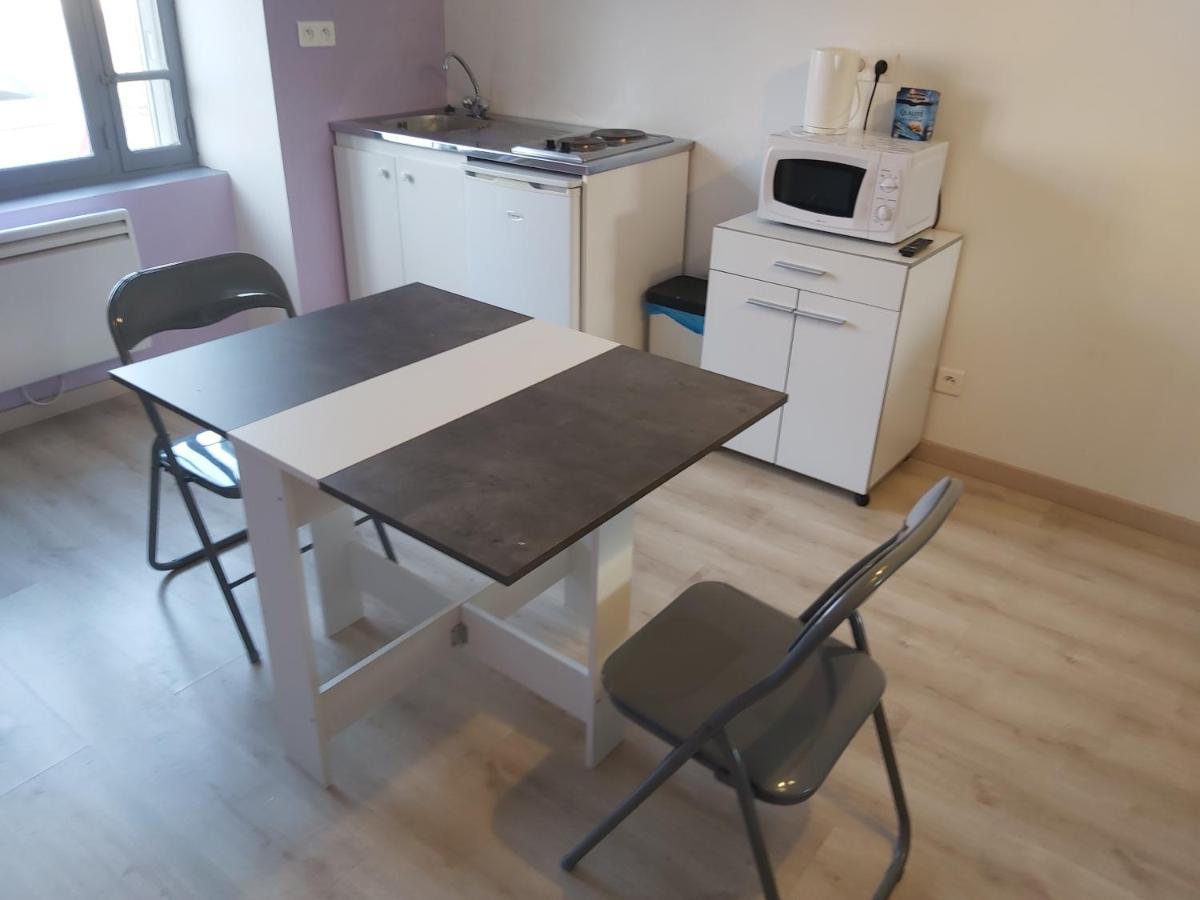 Appartement Hebergements Sylvain Neuilly-l'Eveque