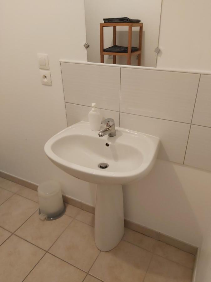 Hebergements Sylvain Appartement Neuilly-l'Eveque